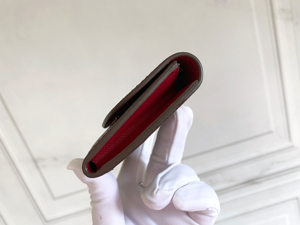 LVコピーウォレット背面デザイン